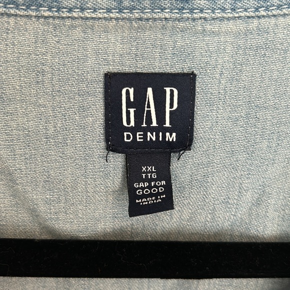 Gap Sleeveless Denim Shirt - Picture 2 of 6